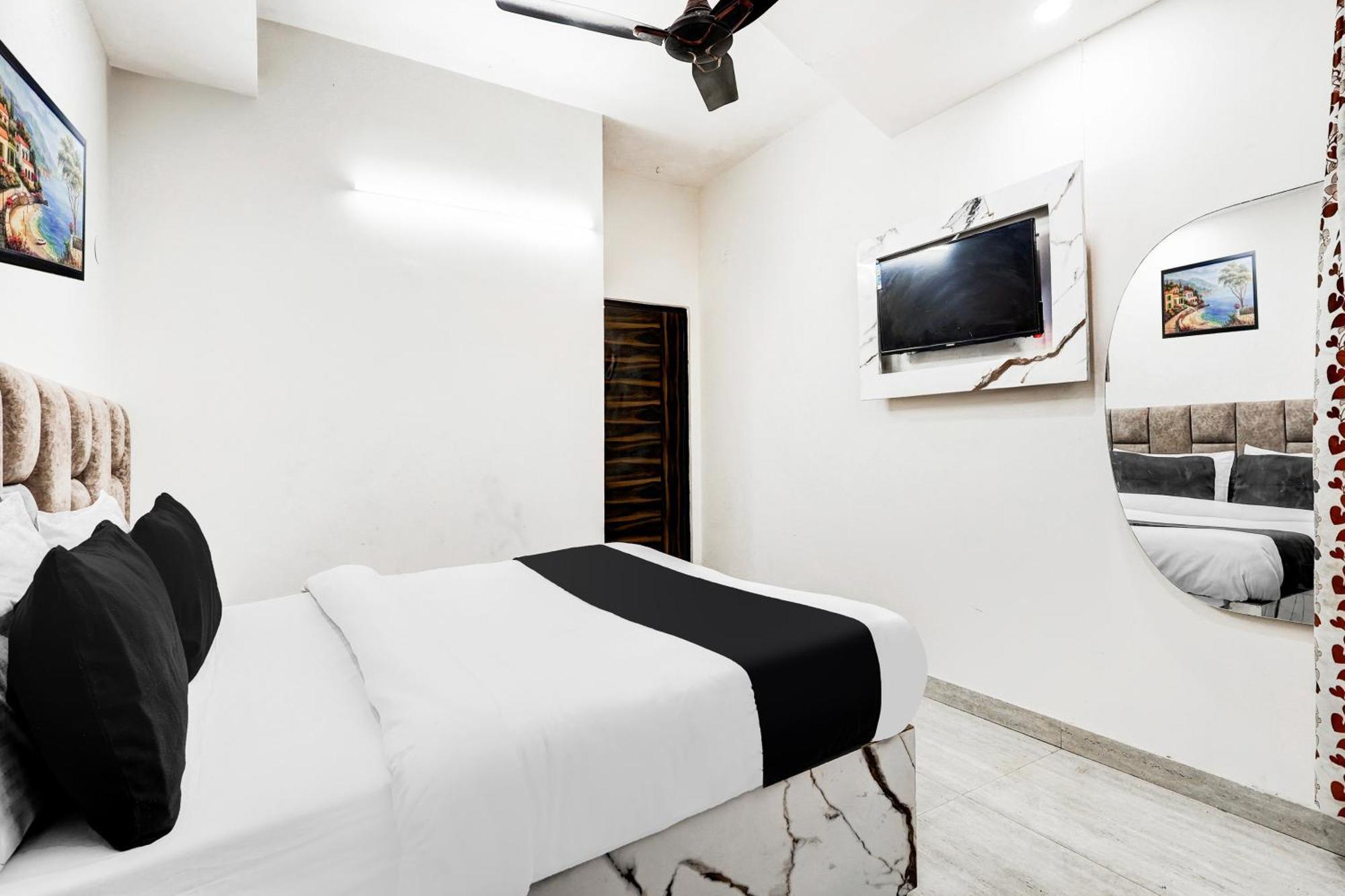 O Clock Tower Hotel 3*