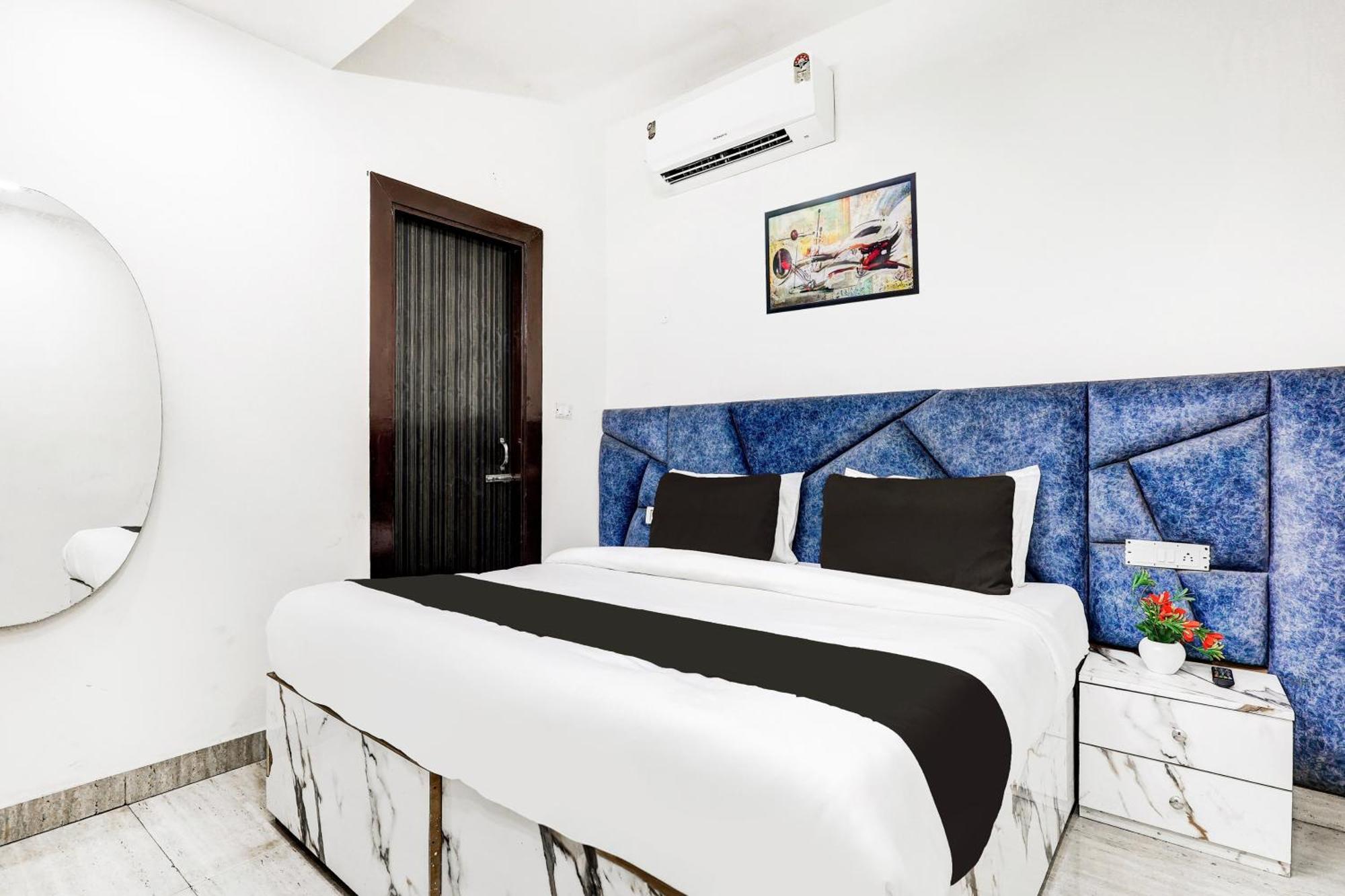 Hotel O Clock Tower New Delhi